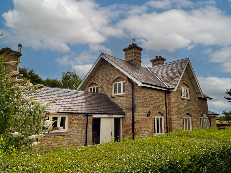 lincolnshire cottage cream windows