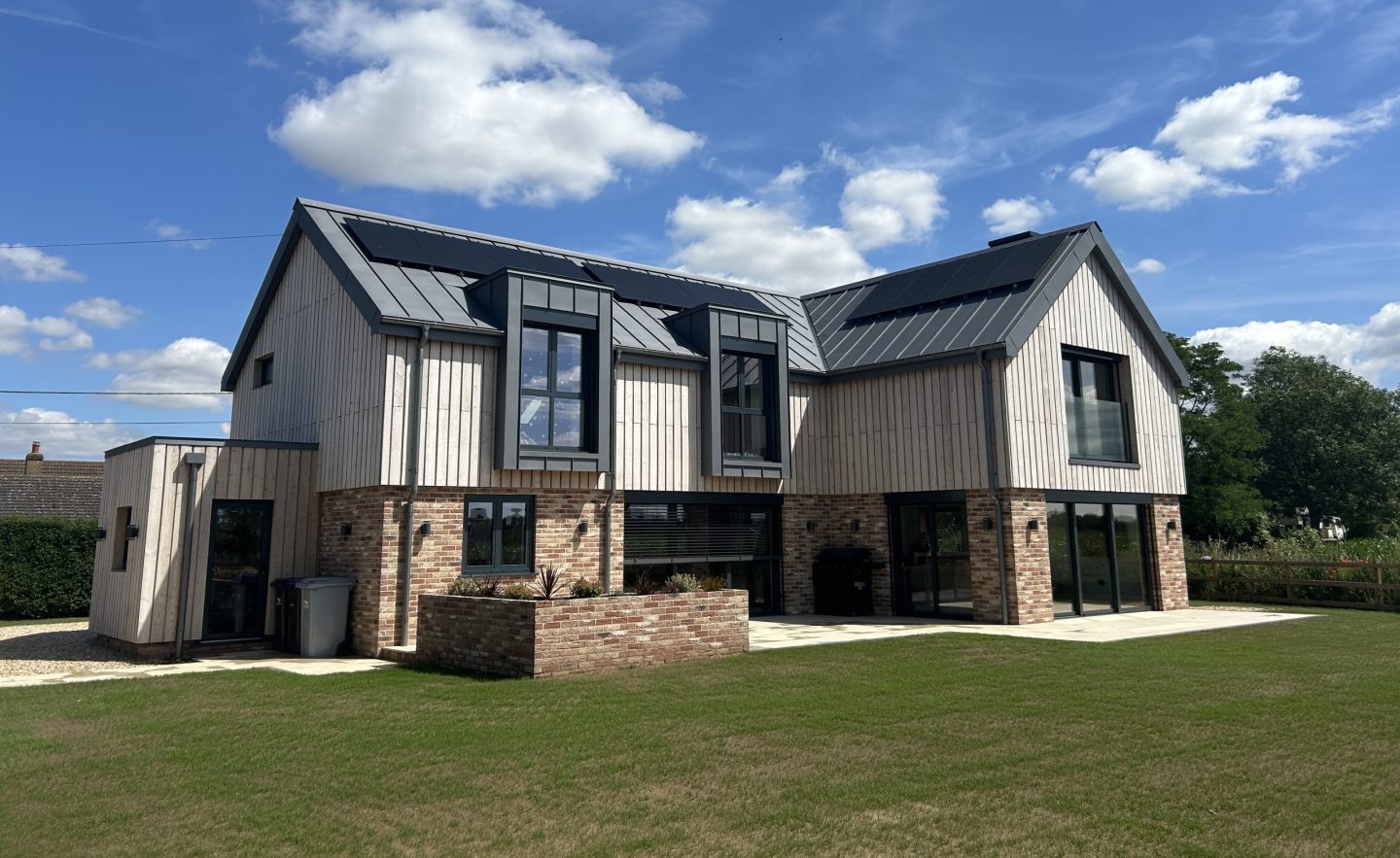 tilt and turn aluminium windows